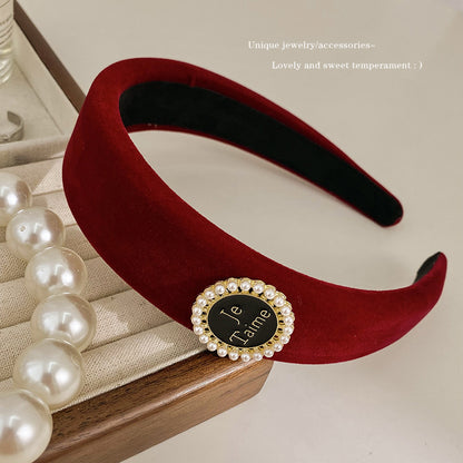 A winter new year retro red velvet headband female Internet celebrity pressure hair wide edge hair accessories high cranium simple temperament headband
