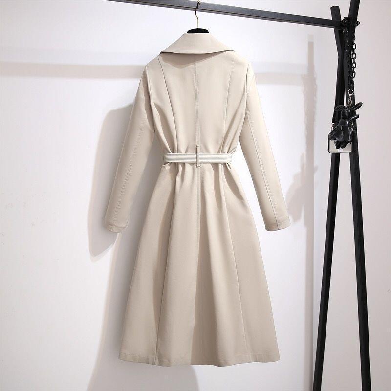 A lady's coat