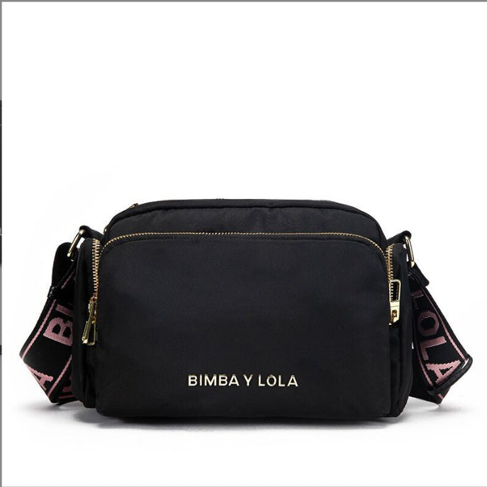 حقيبة كتف نسائية من ماركة A BIMBA Y LOLA