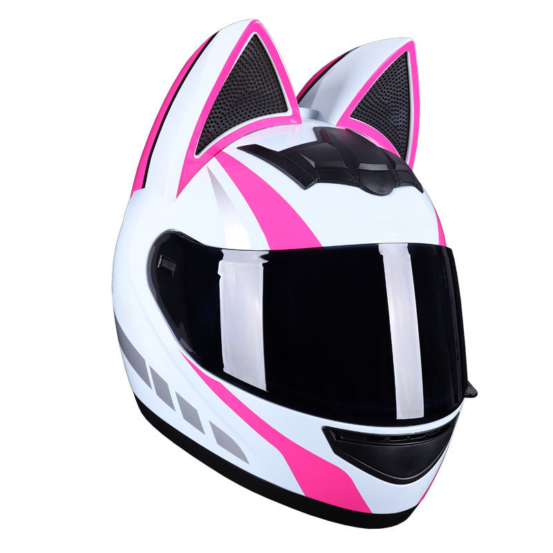 A locomotive helmet