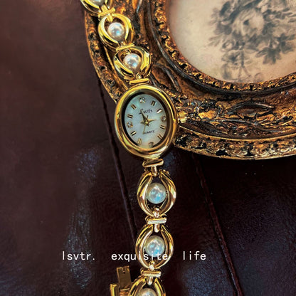 A medieval light luxury imitation pearl watch temperament bracelet women's watch