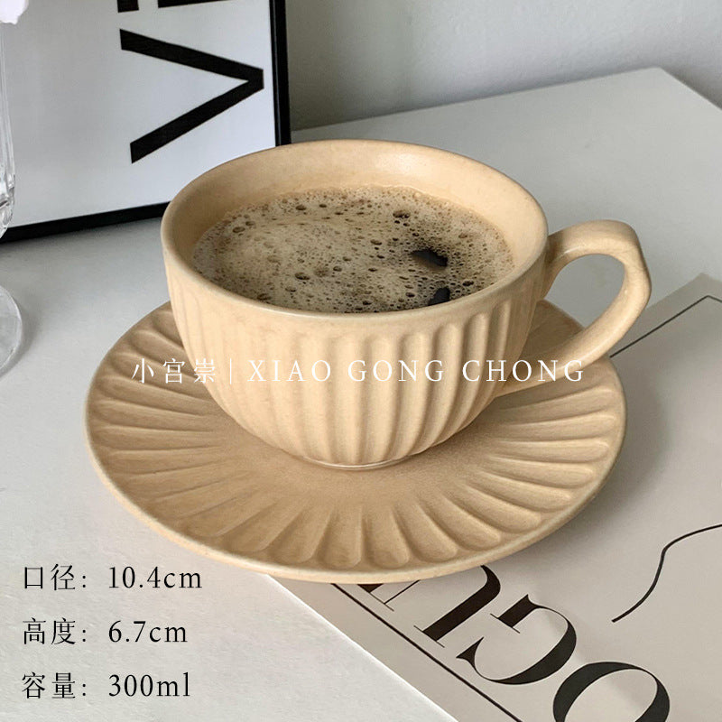 A retro stone coffee cup, premium sense, simple ceramic cup, exquisite latte latte flower cup, cappuccino mocha cup saucer