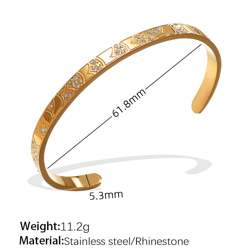 A cross-border European and American exaggerated personality versatile titanium steel inlaid zircon marine series stainless steel advanced sense opening bracelet