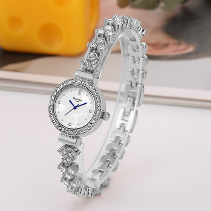 A new diamond bracelet women's watch quartz watch light luxury niche women's watch fashion watch