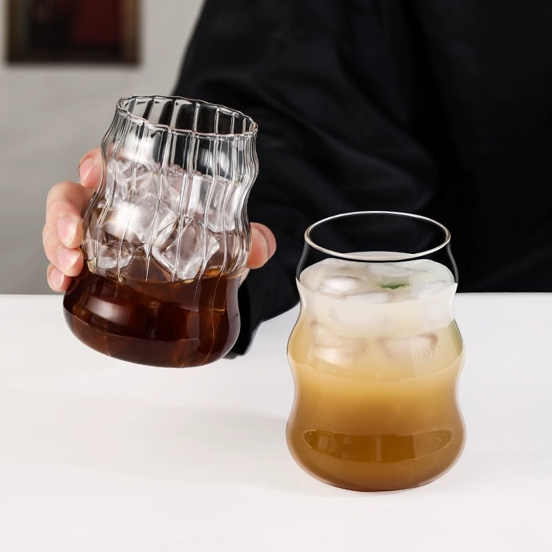 A cloud cup ins wind coffee glass cup spiral stripe straw cup high borosilicate glass