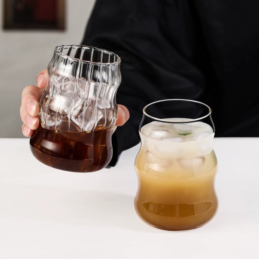 A cloud cup ins wind coffee glass cup spiral stripe straw cup high borosilicate glass
