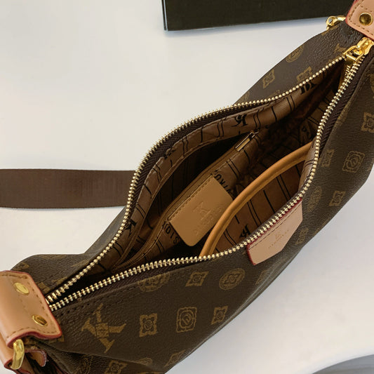 A new versatile large-capacity commuting dumpling bag retro printed messenger bag bag female