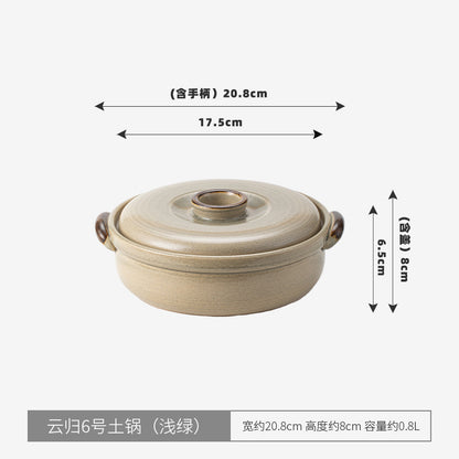 A clay soup pot