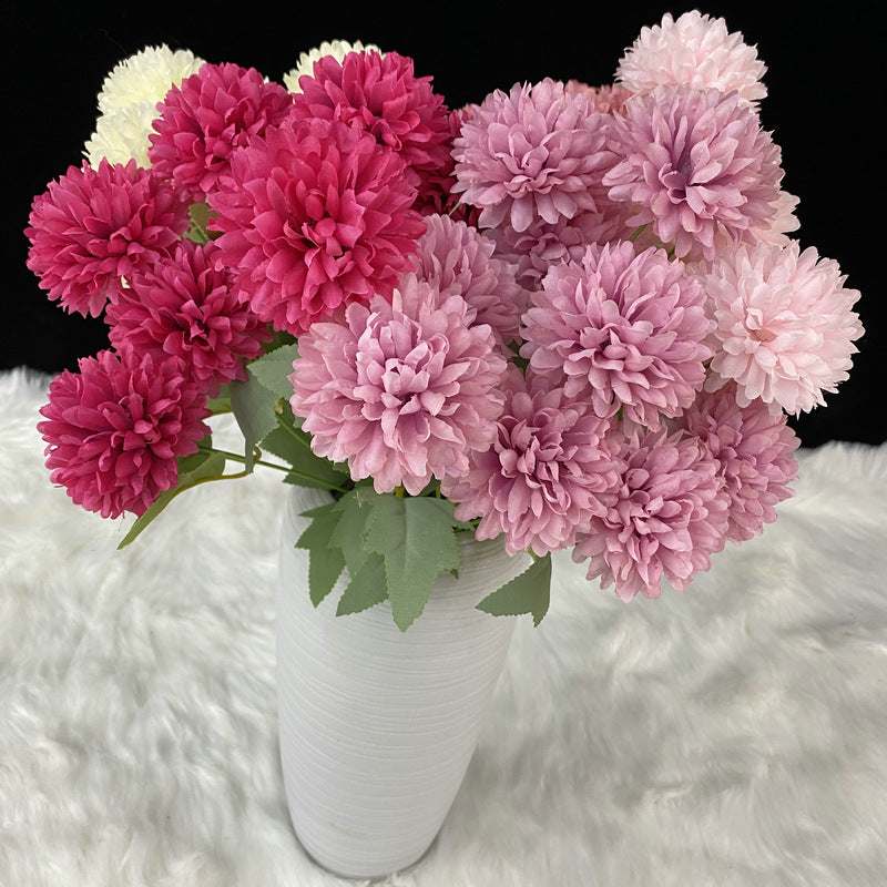 A Regula bouquet 6 heads hydrangea indoor living room dining table dried flower arrangement ornament, simulated bouquet handmade decorative flowers