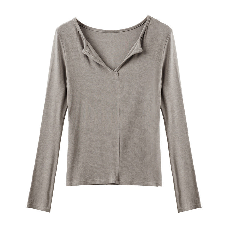 A long-sleeved top