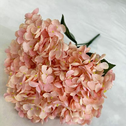 A 5 head Meiyu hydrangea decoration simulated flower wedding arrangement polished cloth fake flower hotel decoration hydrangea