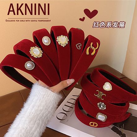 A new autumn and winter red velvet headband retro female Internet celebrity pressure hair wide edge high skull top hair accessories simple temperament headband