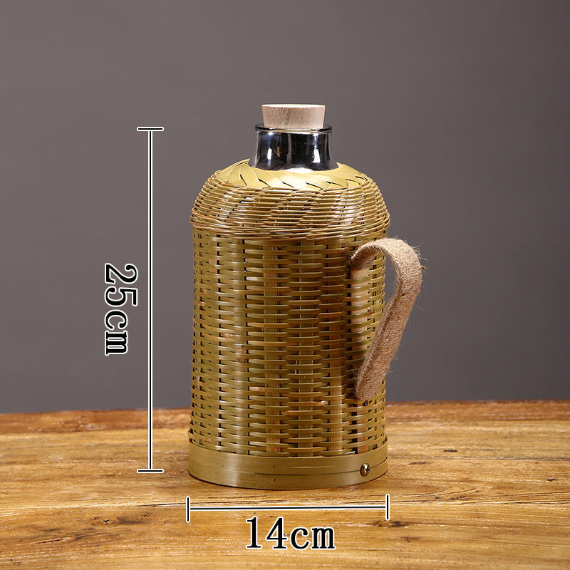 A bamboo kettle