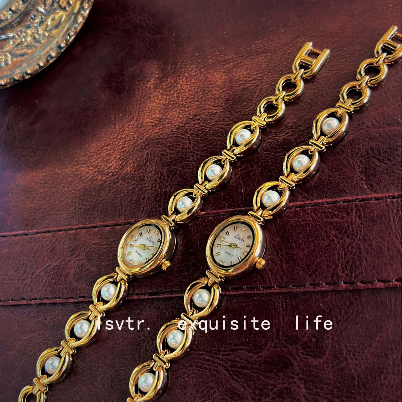 A medieval light luxury imitation pearl watch temperament bracelet women's watch