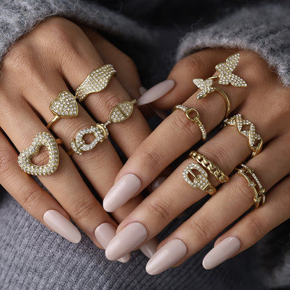 A European and American classic popular geometric full diamond ring temperament versatile love butterfly gold stacking does not fade ring woman