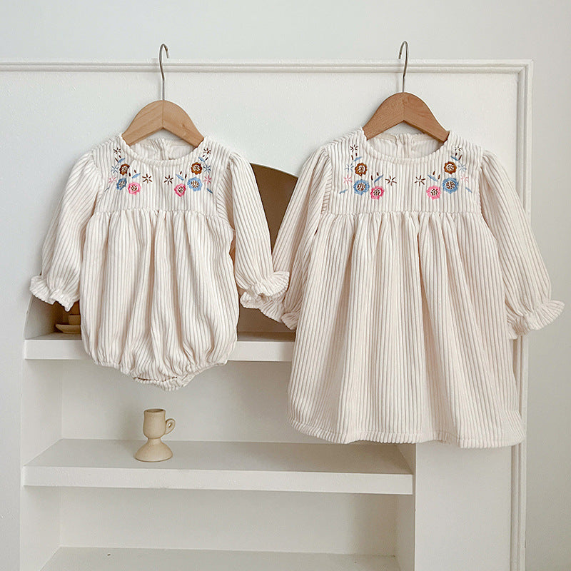 A Children's clothes