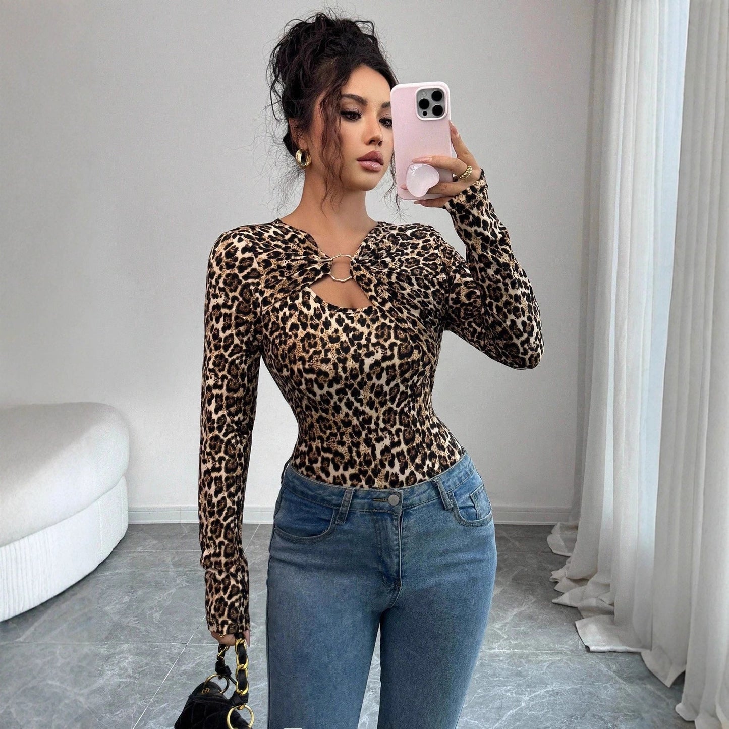 A long-sleeved top
