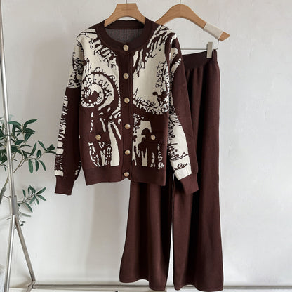 A knitted two-piece set