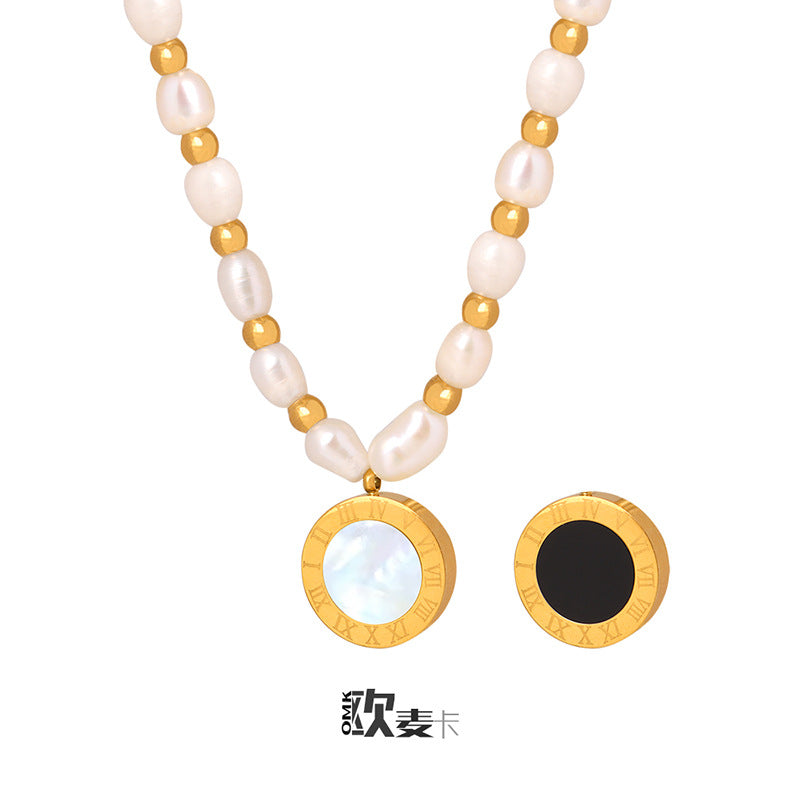 A pendant necklace jewelry