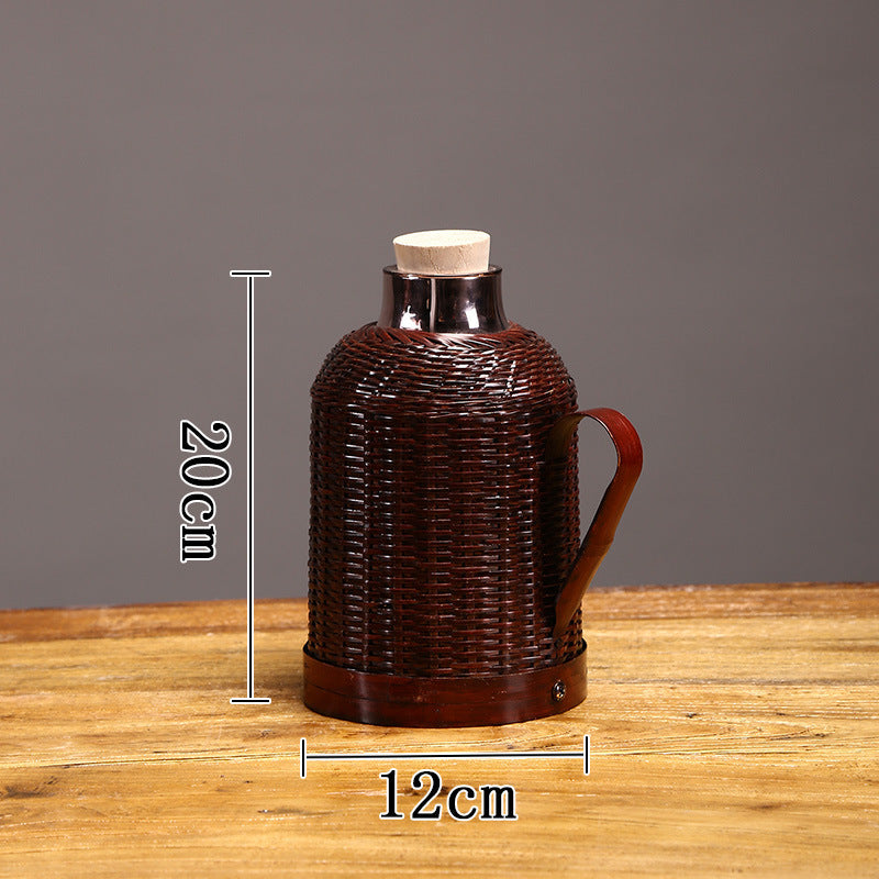 A bamboo kettle