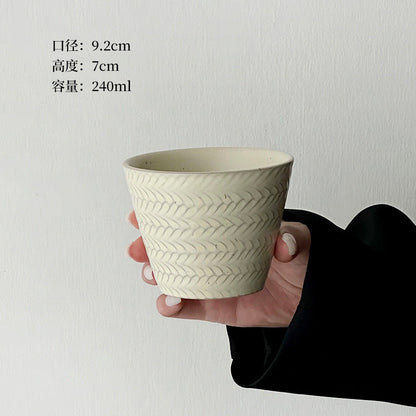 Japanese minimalist ceramic coffee cup hand cup pig mouth cup retro exquisite premium latte cup master cup Aobai cup