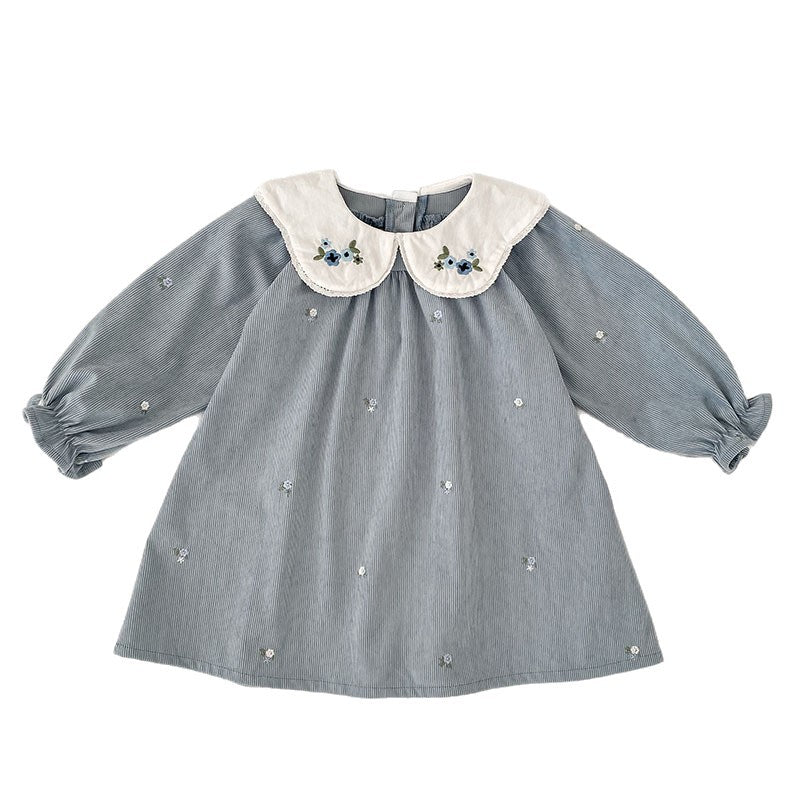 A Children's clothes