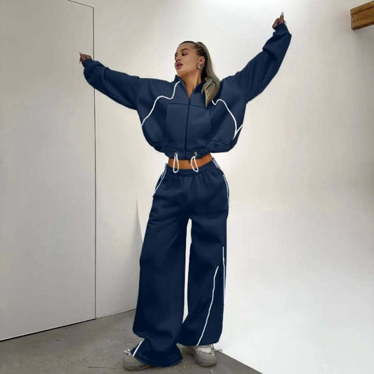 A sweater set two-piece set