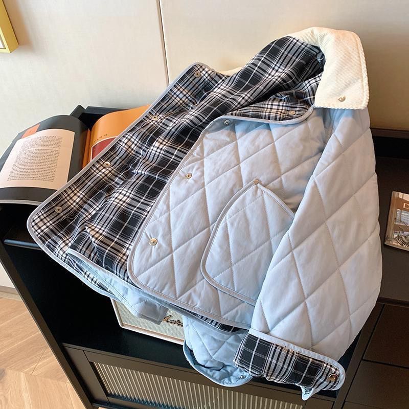 A lady's coat