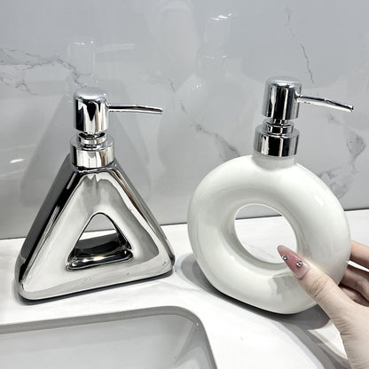 A ceramic pressing bottle
