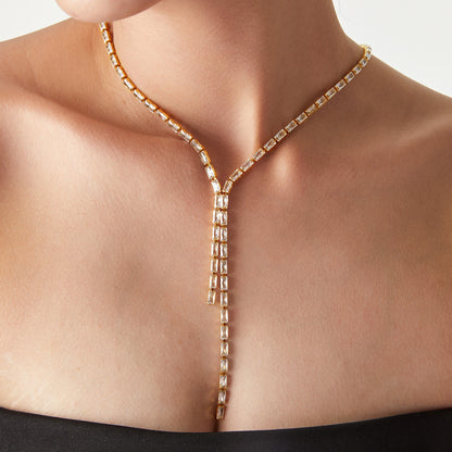 A necklace jewelry