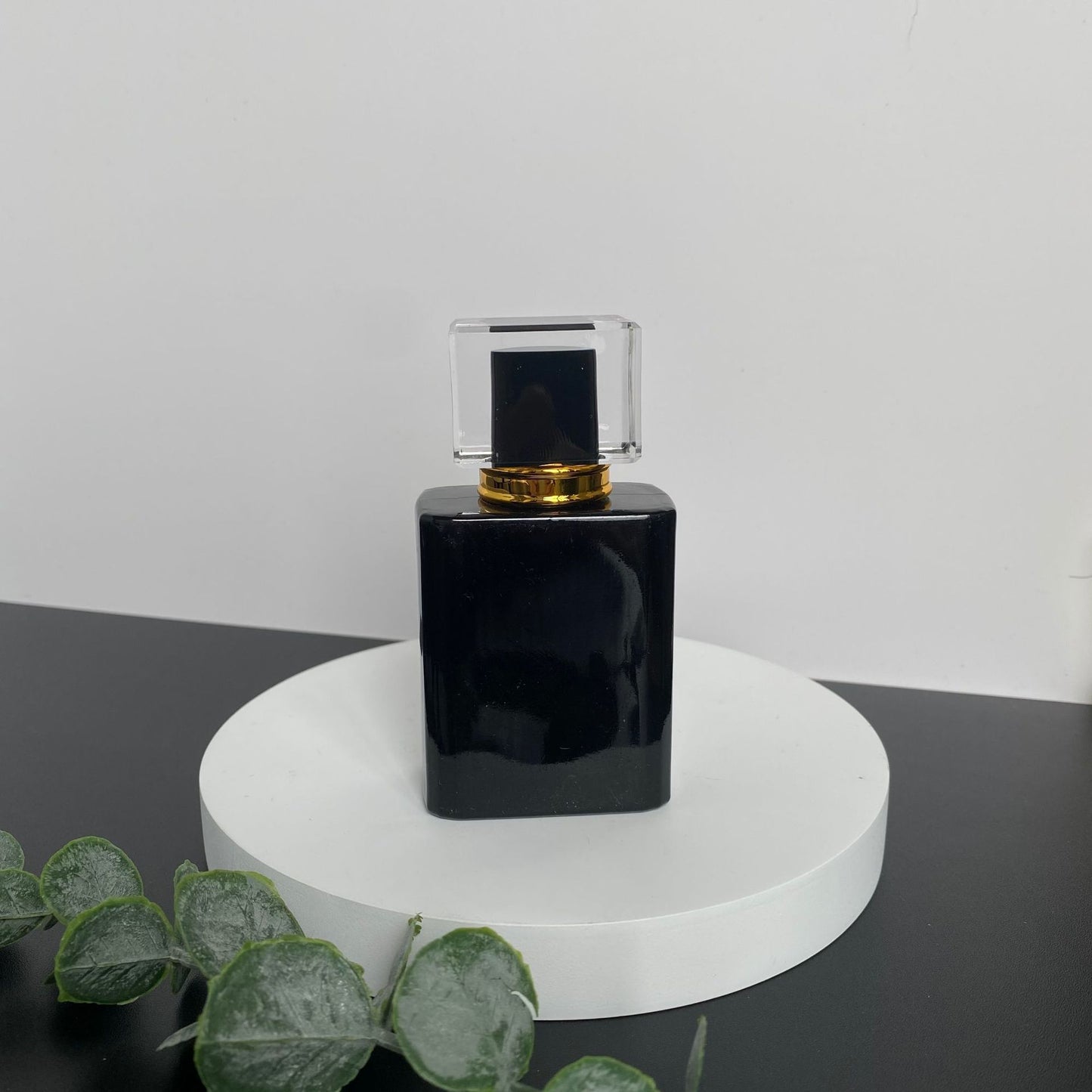 A 50ML perfume sub-bottling glass bottle empty bottle