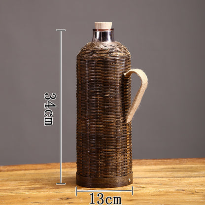 A bamboo kettle