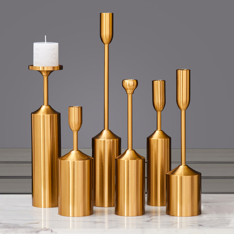 A European metal candlestick electroplating wedding props dining table candlelight dinner decoration home soft decoration handicrafts ornament