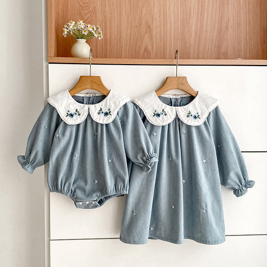A Children's clothes