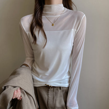 A long-sleeved top