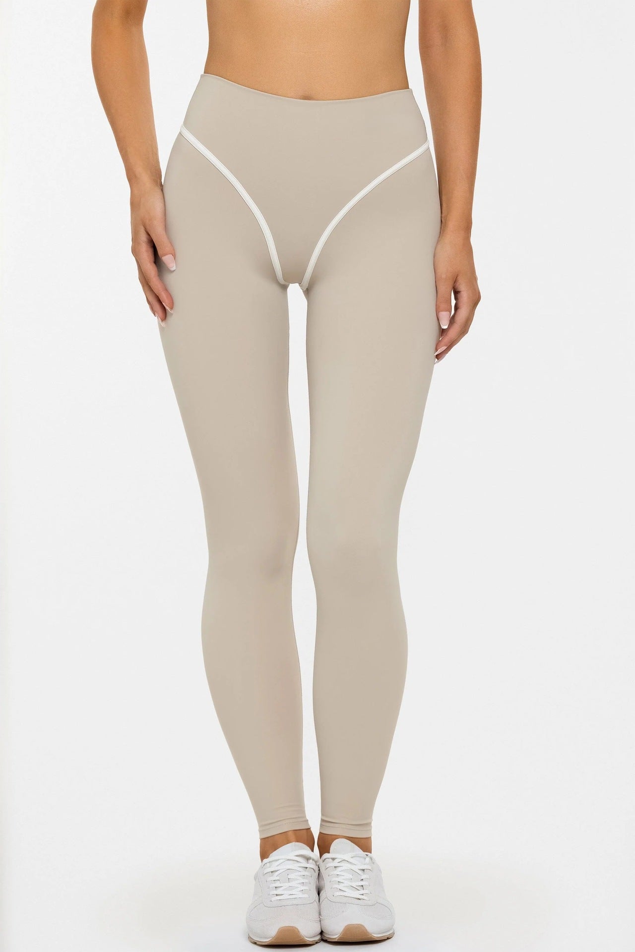 A new nude yoga jacket stand-up collar zipper fitness shaping waist short sports long sleeve cycling