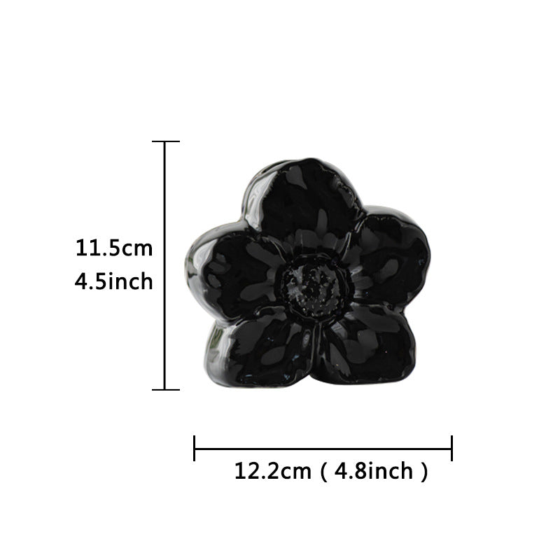A flower ceramic vase ornament
