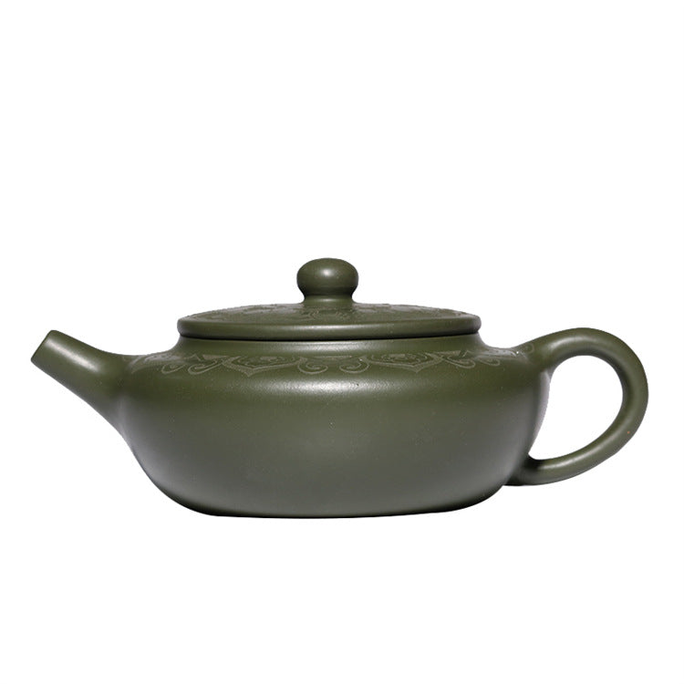 A  handmade teapot tea