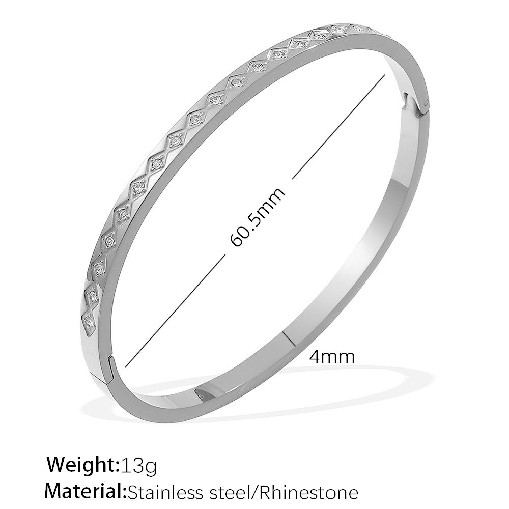 A European and American hot selling ins style titanium steel bracelet hexagram star snap buckle bracelet 18k gold-plated stainless steel zircon bracelet