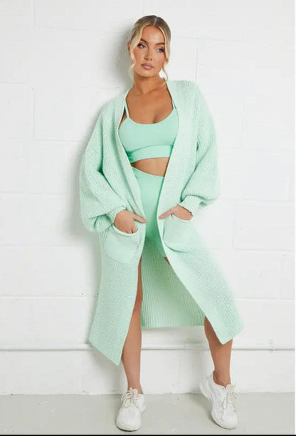 A long knit jacket