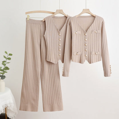 A knitted three-piece set