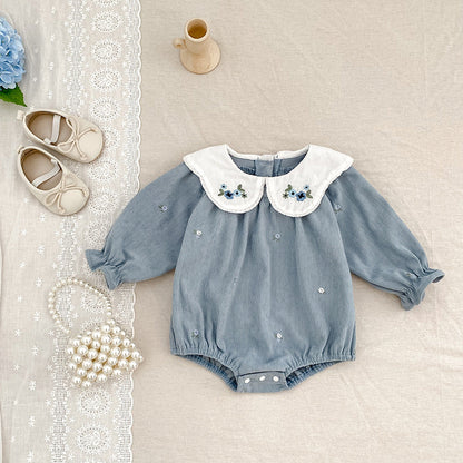 A Children's clothes