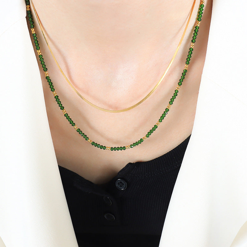 A necklace jewelry