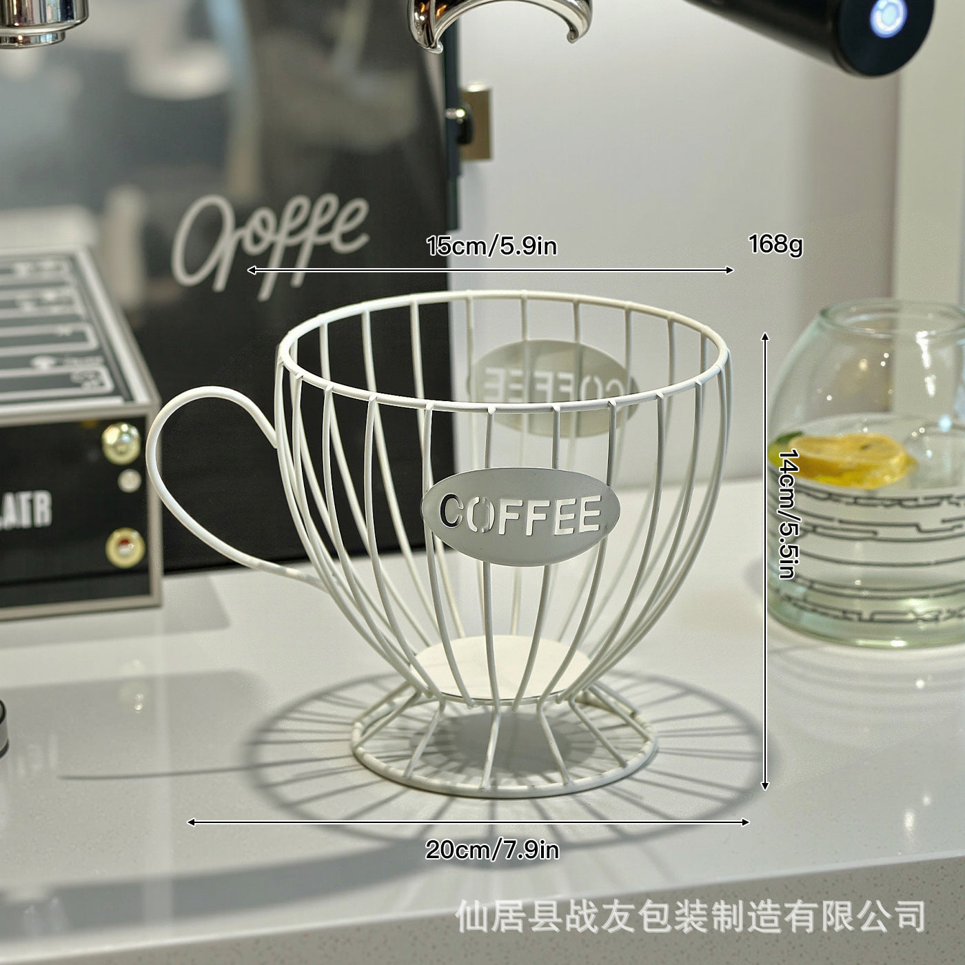 A modern Nordic style creative metal fruit plate household fruit plate fruit basket tea snack fruit storage basket