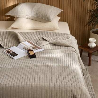 A three-piece set of cotton yarn beds