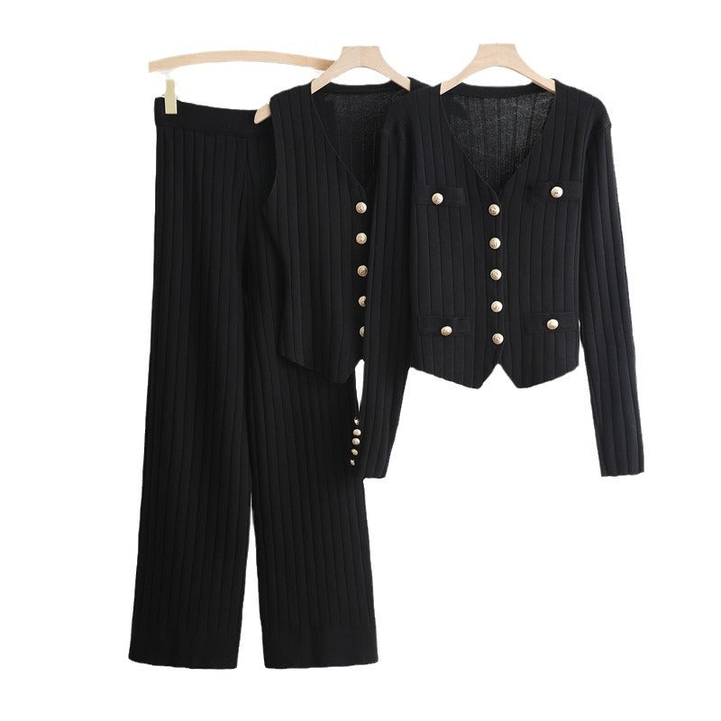 A knitted three-piece set