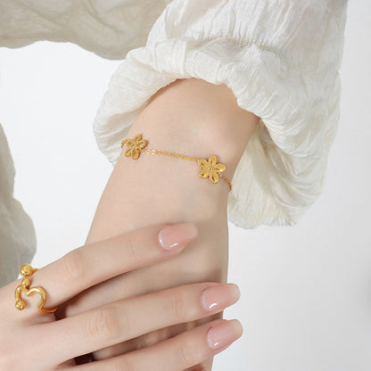 A bracelet necklace jewelry