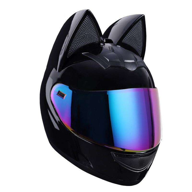 A locomotive helmet