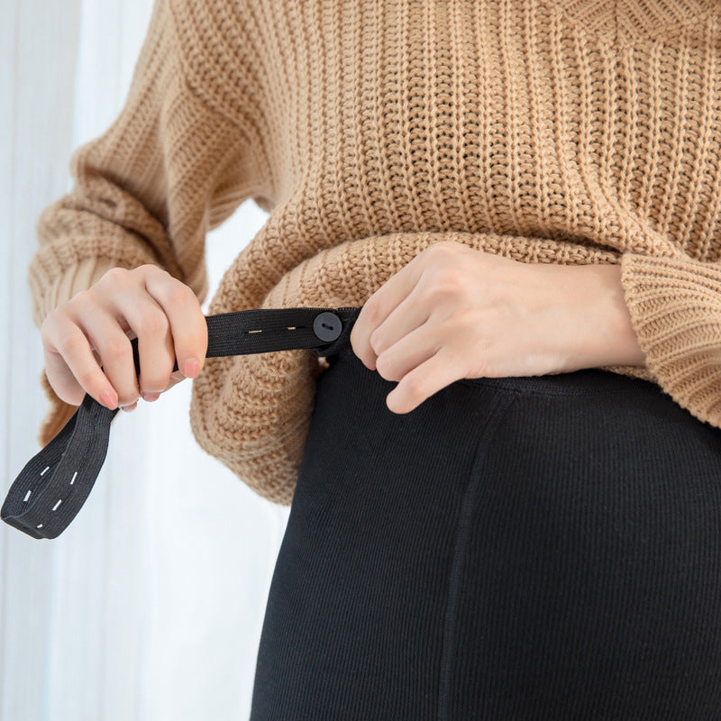 A maternity leggings