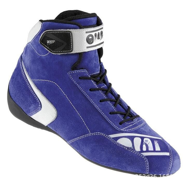 A racing shoe